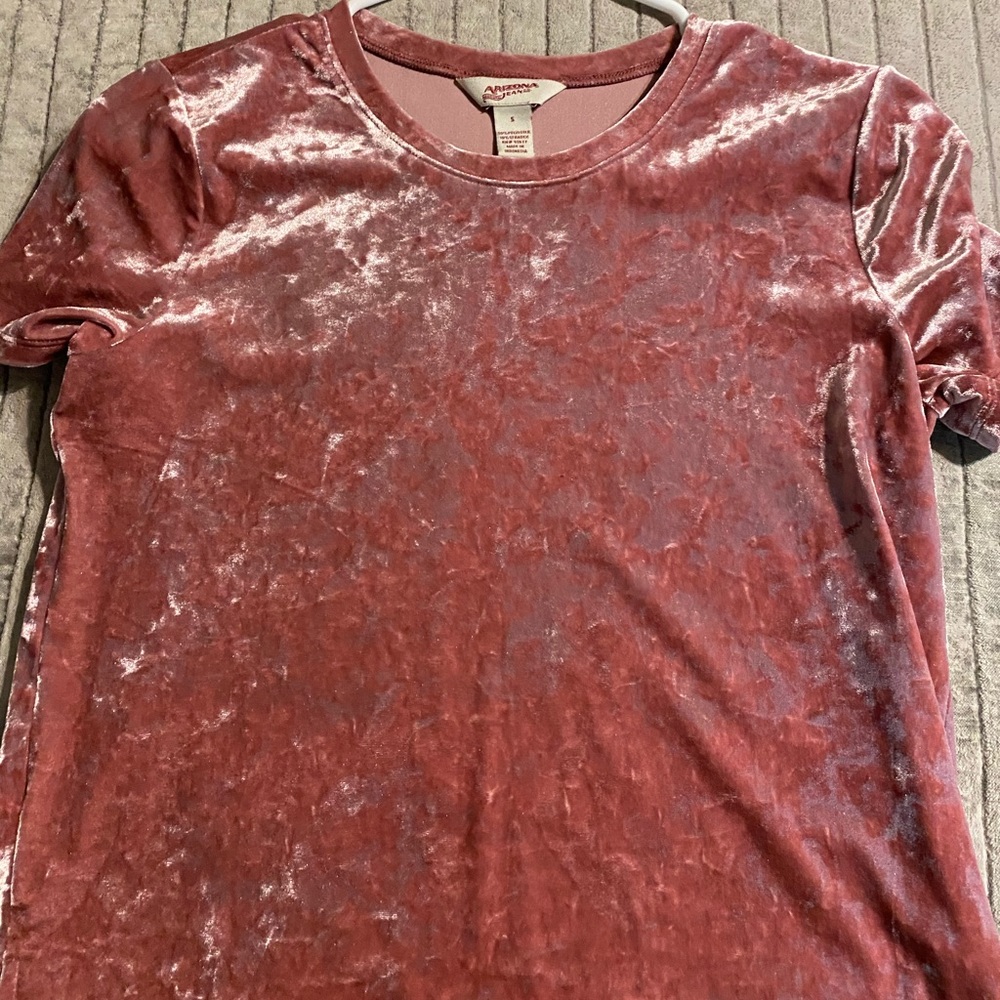 pink velvet shirt